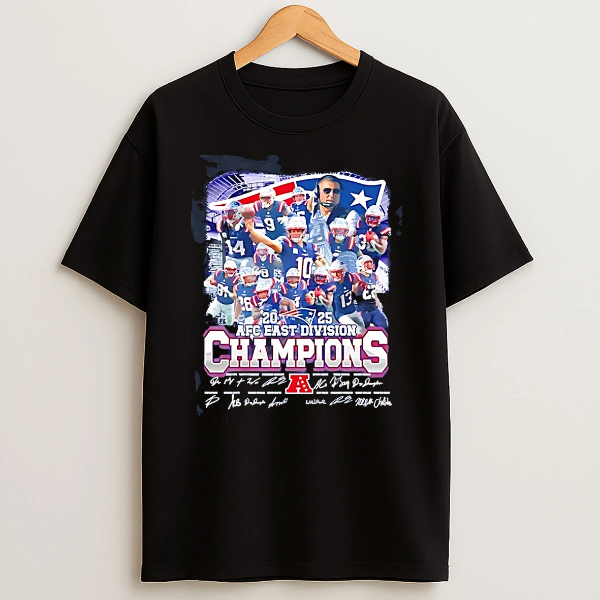 New England Patriots 2025 Afc East Division Champions Signatures T Shirt