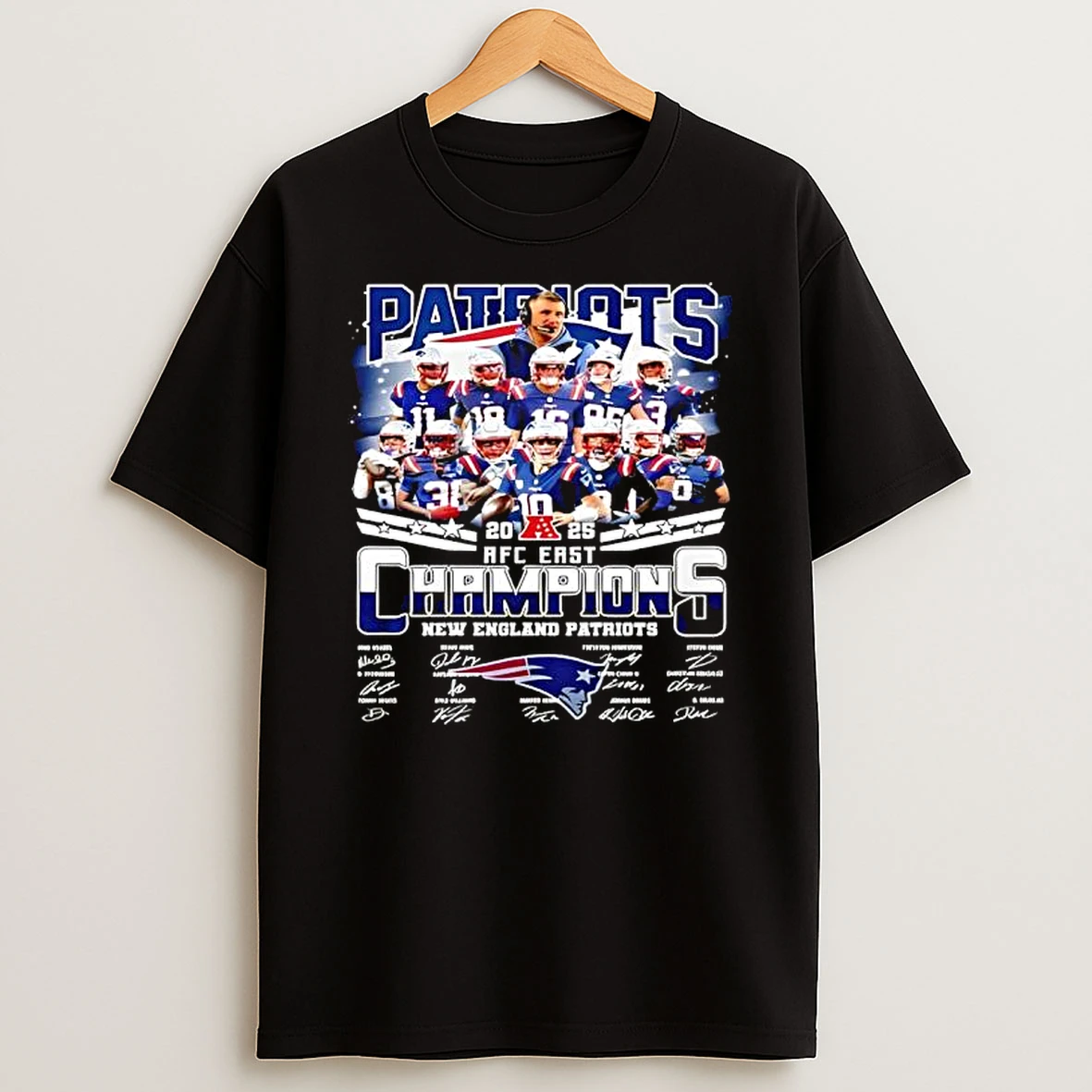 New England Patriots 2025 Afc East Champions Signatures T Shirt