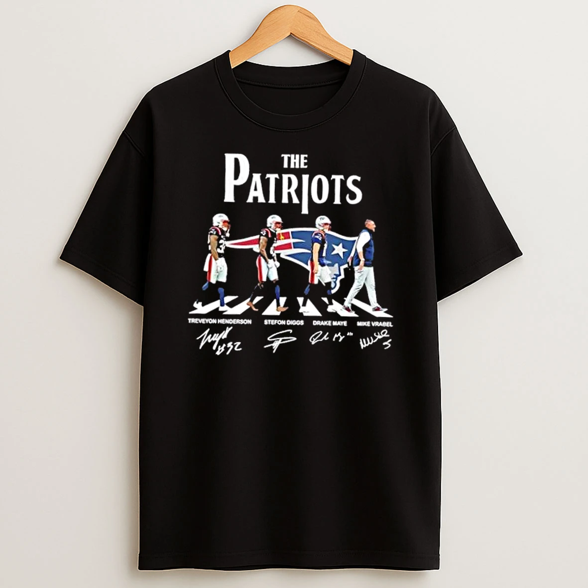New England Patriots Mike Vrabel Drake Maye Stefon Diggs Treveyon Henderson Abbey Road Signatures T Shirt
