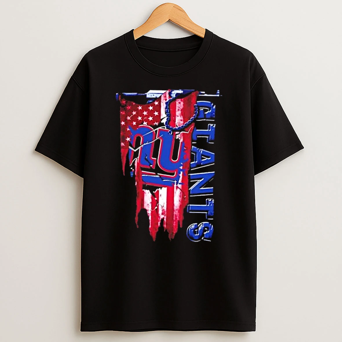 New York Giants Football Battle Shattered Usa Flag Rip Design T Shirt