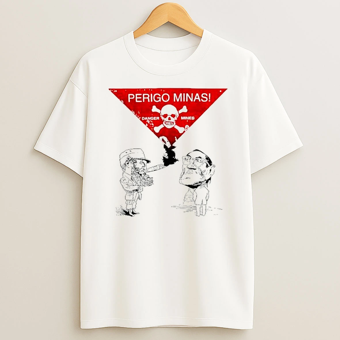 Perigo Minas Danger Mines Graphic T Shirt