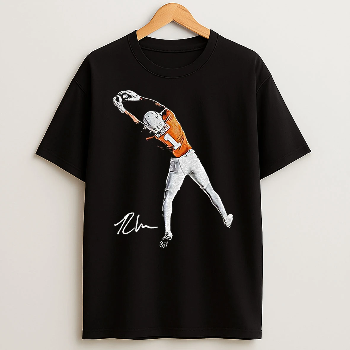 Ryan Wingo Possing Texas Longhorns Football Signature T Shirt