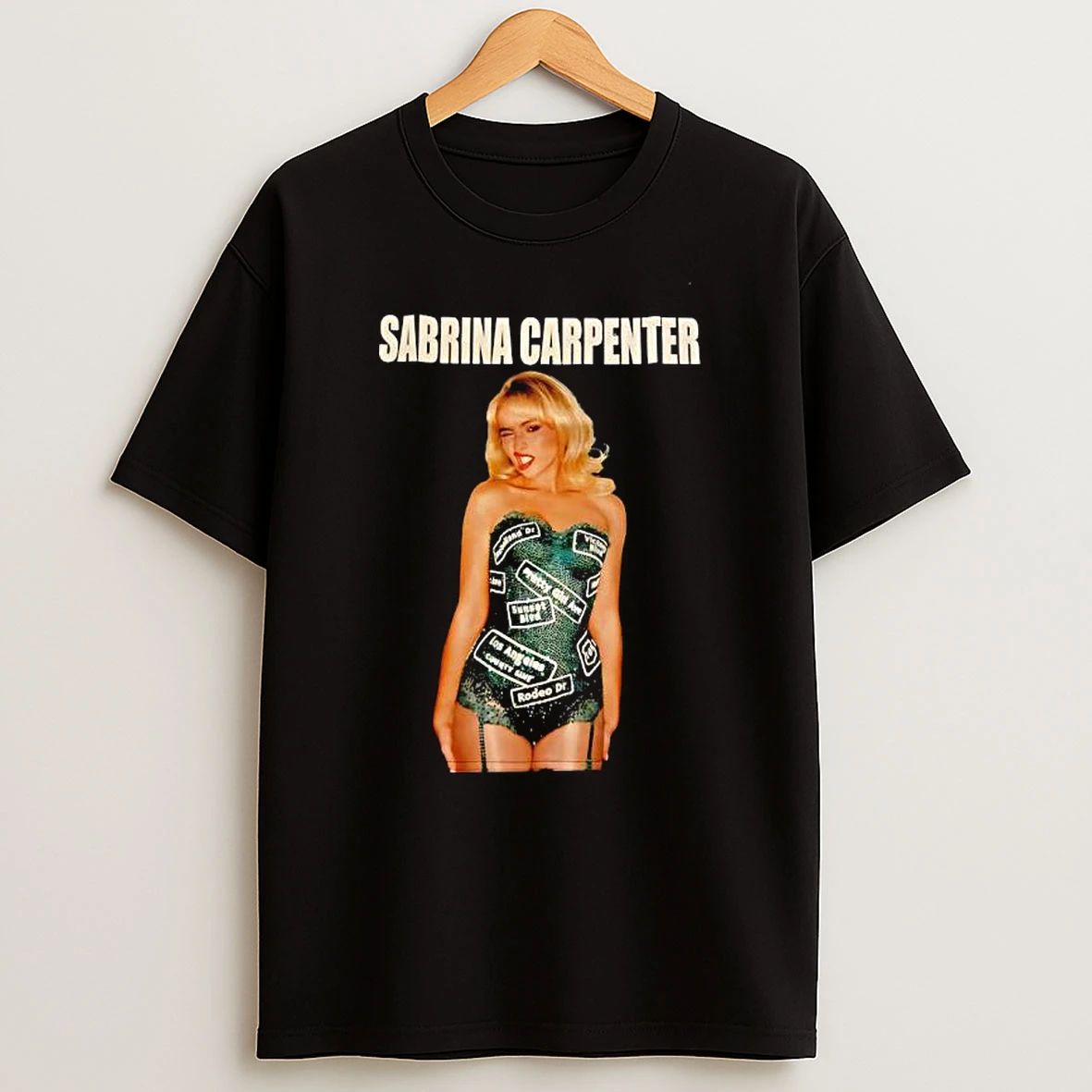 Sabrina Carpenter Pose T Shirt