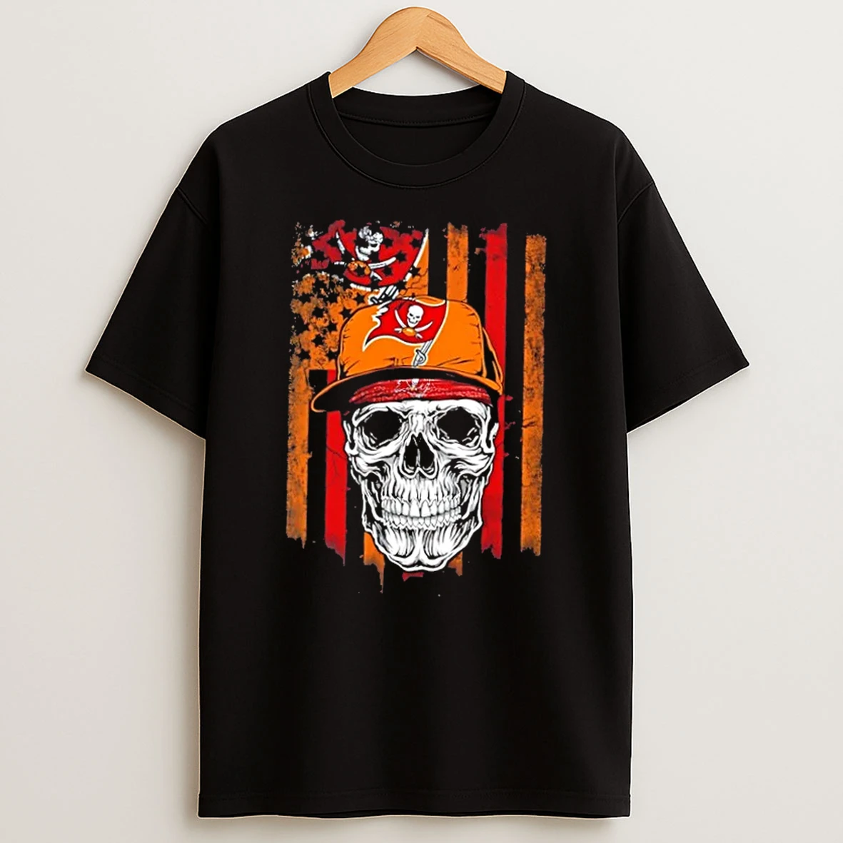 Skull Wearing A Cap Tampa Bay Buccaneers Us Flag T Shirt