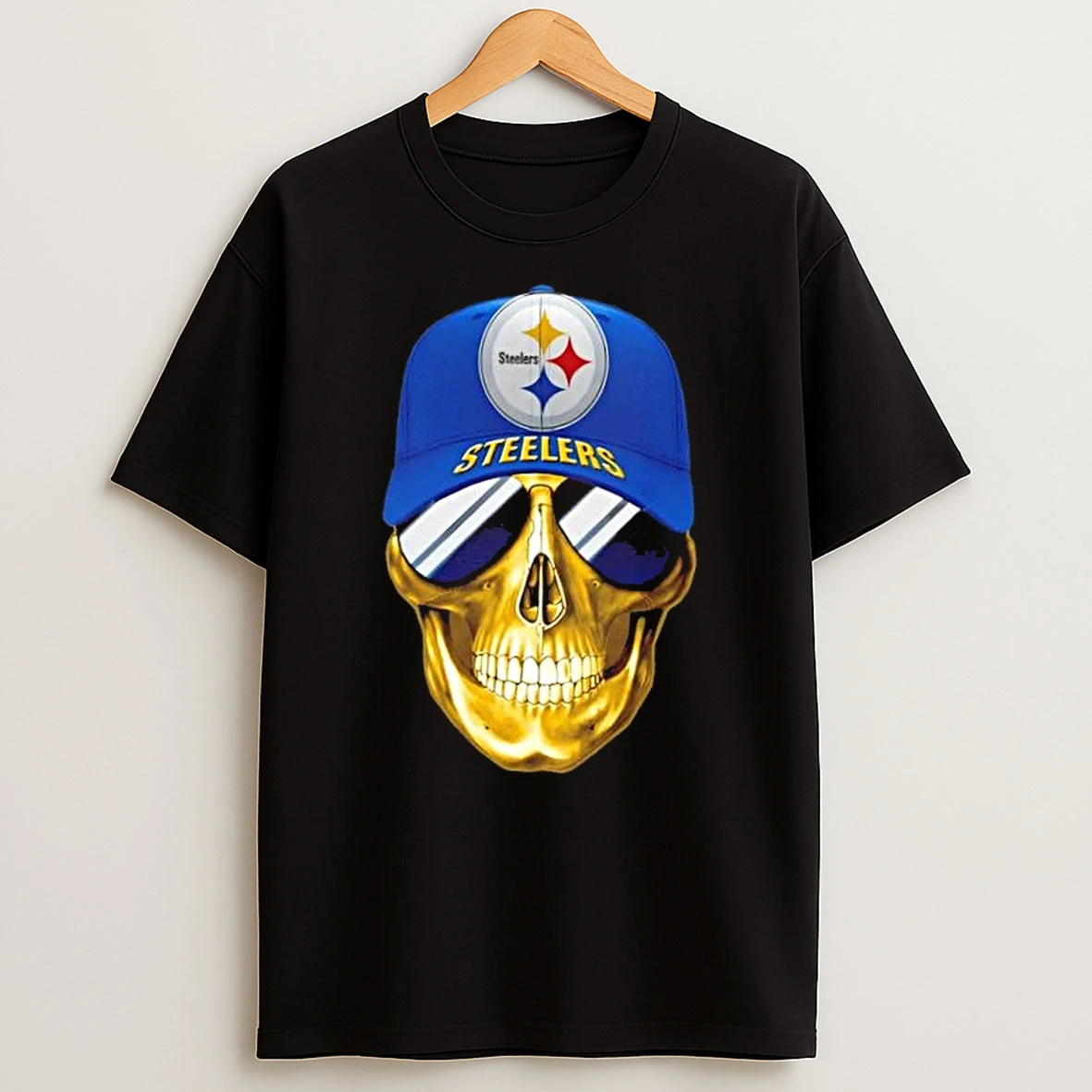 Skull Wearing A Cap And Smile Pittsburgh Steelers Fans T Shirt