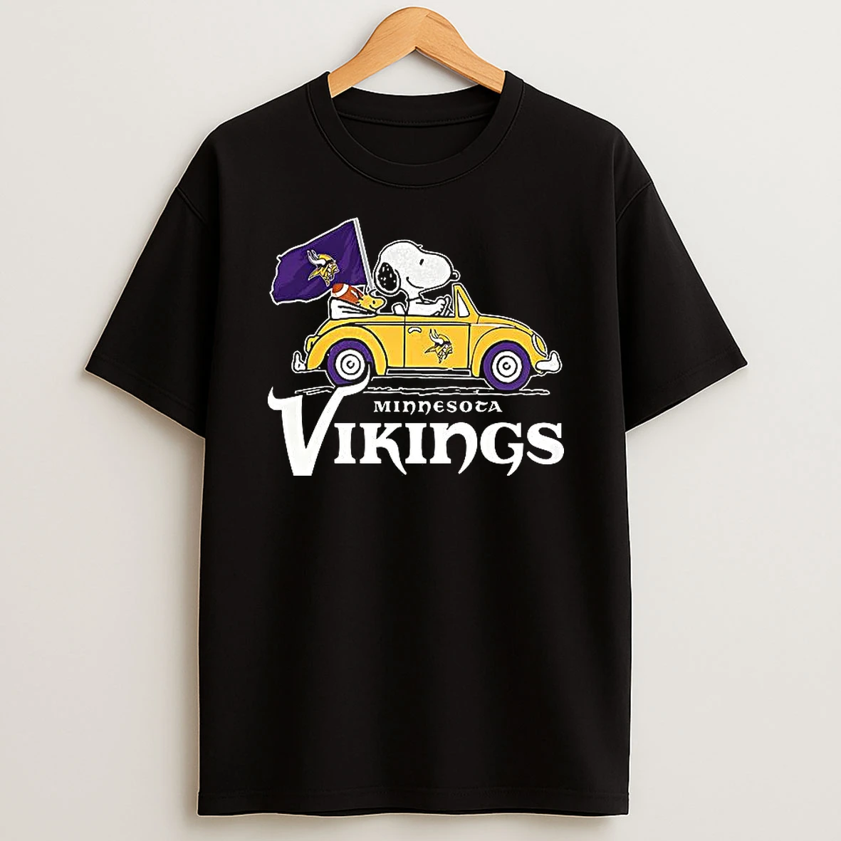 Snoopy Driving Volkswagen Minnesota Vikings Flag T Shirt