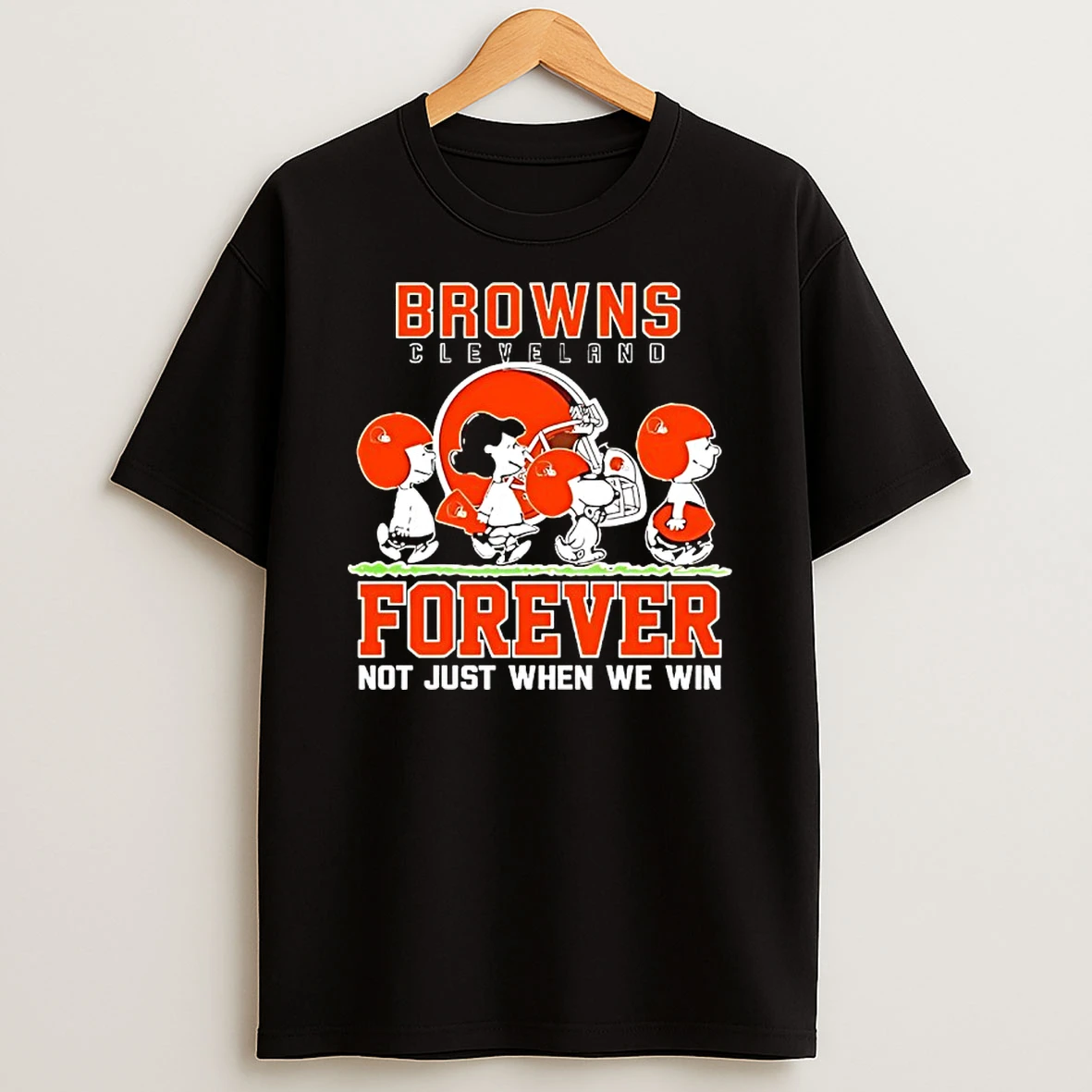 Snoopy And Charlie Brown Cleveland Browns Forever Not Just When We Win T Shirt