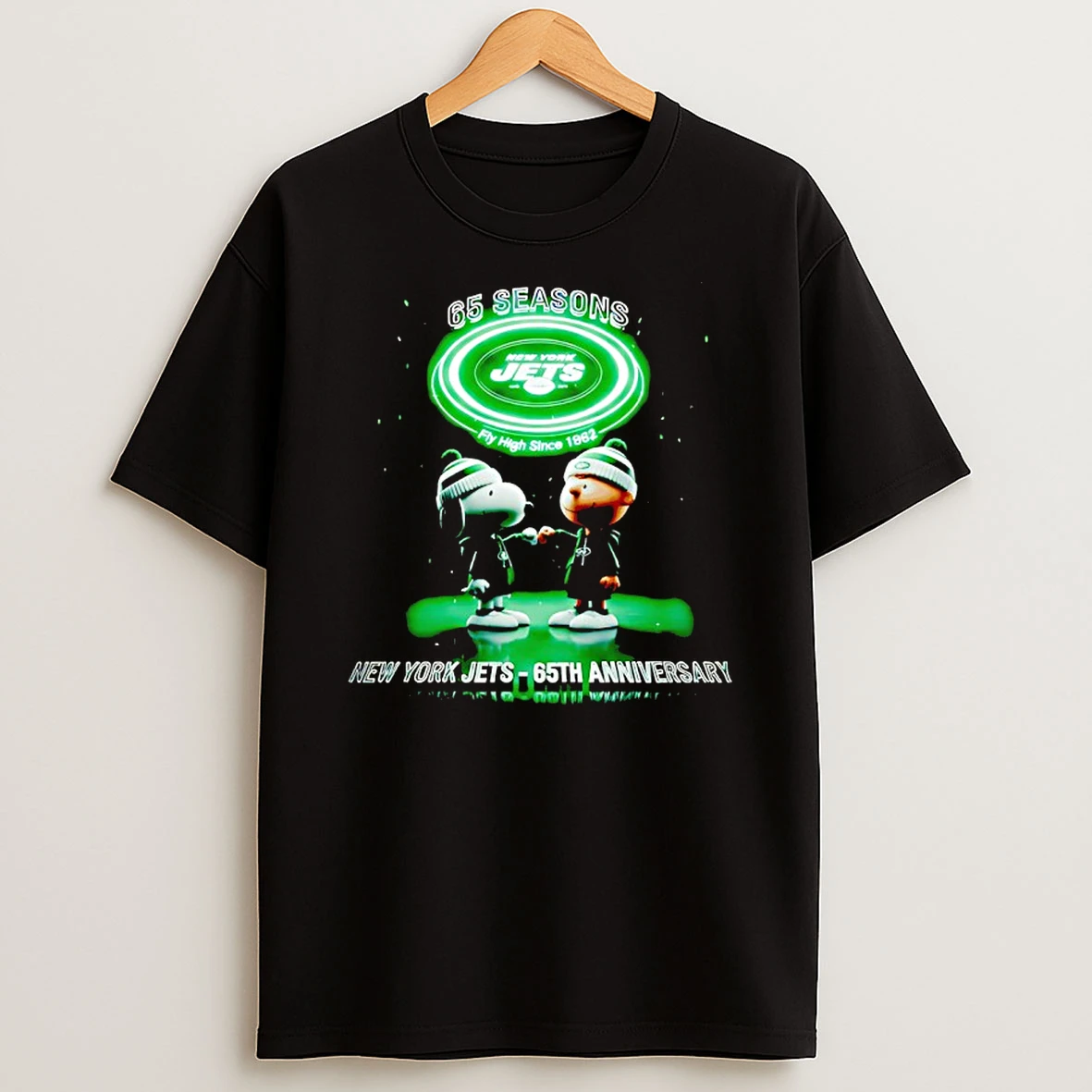 Snoopy And Charlie Brown New York Jets 65th Anniversary 65 Seasons Of Flight T Shirt