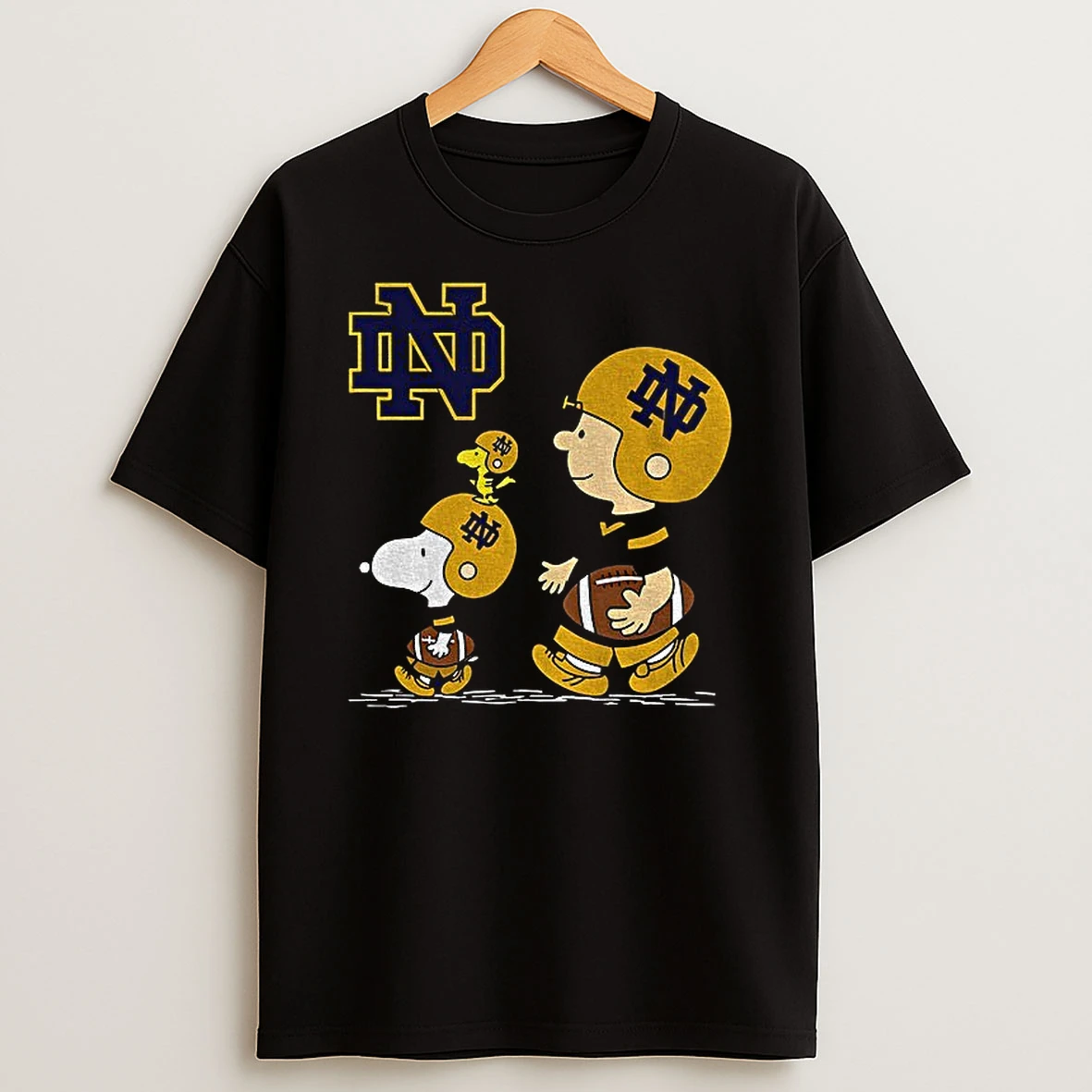 Snoopy And Peanuts Notre Dame Fighting Irish Football 2025 Lover T Shirt