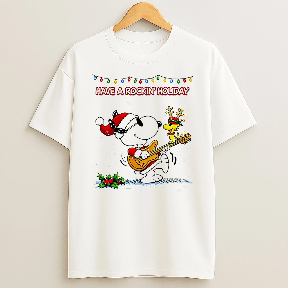 Snoopy And Woodstock Have A Rockin Holiday Circle T Shirt