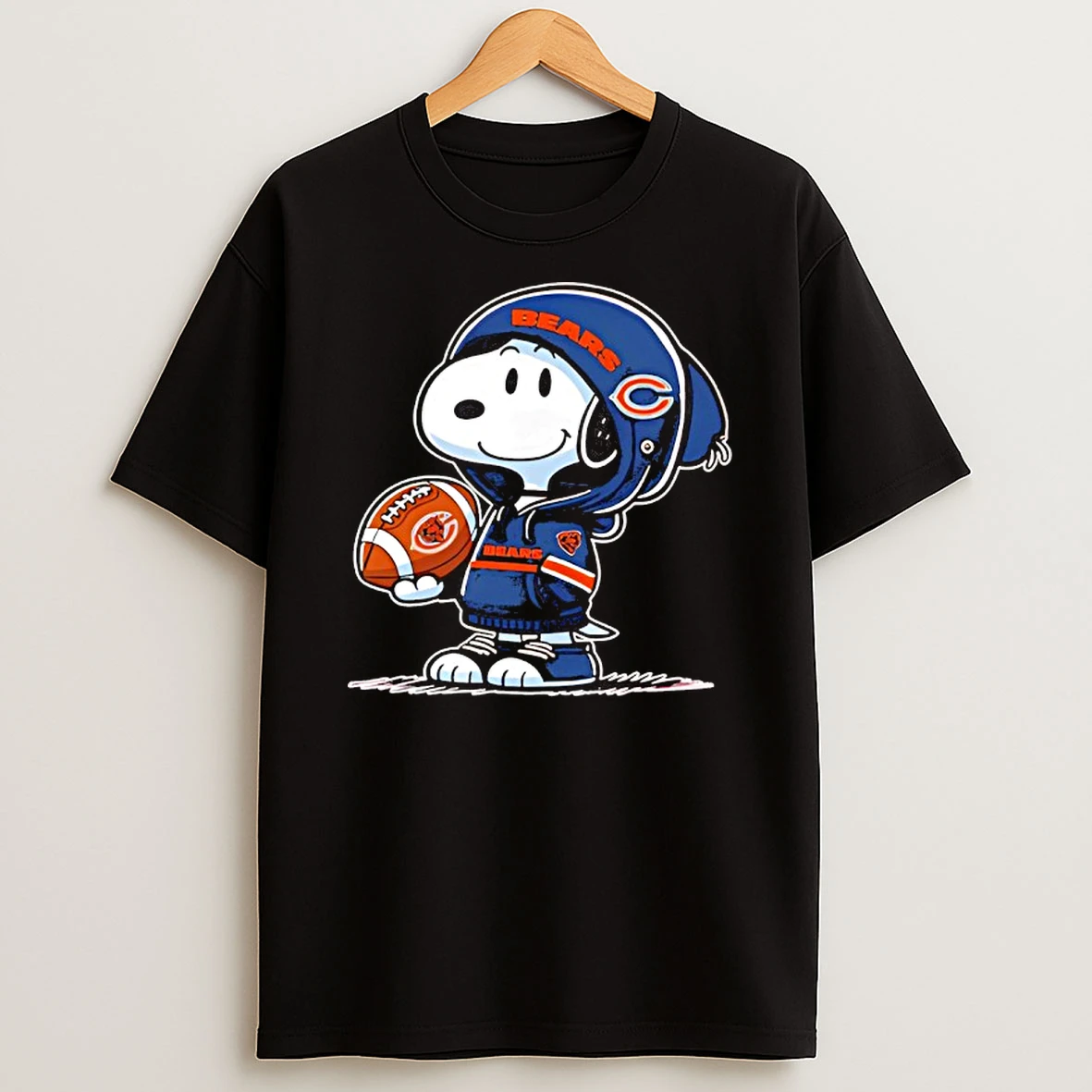 Snoopy Wears Chicago Bears Football T Shirt