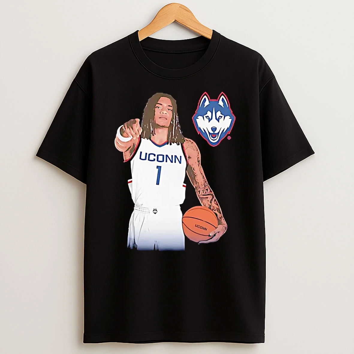 Solo Ball Portrait Uconn Huskies T Shirt