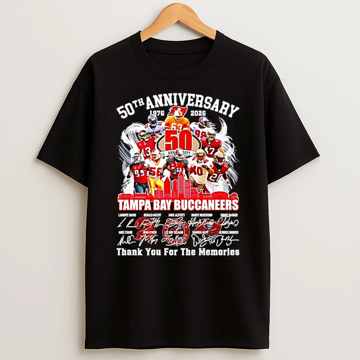 Tampa Bay Buccaneers 50th Anniversary List Of Names And Signatures T Shirt