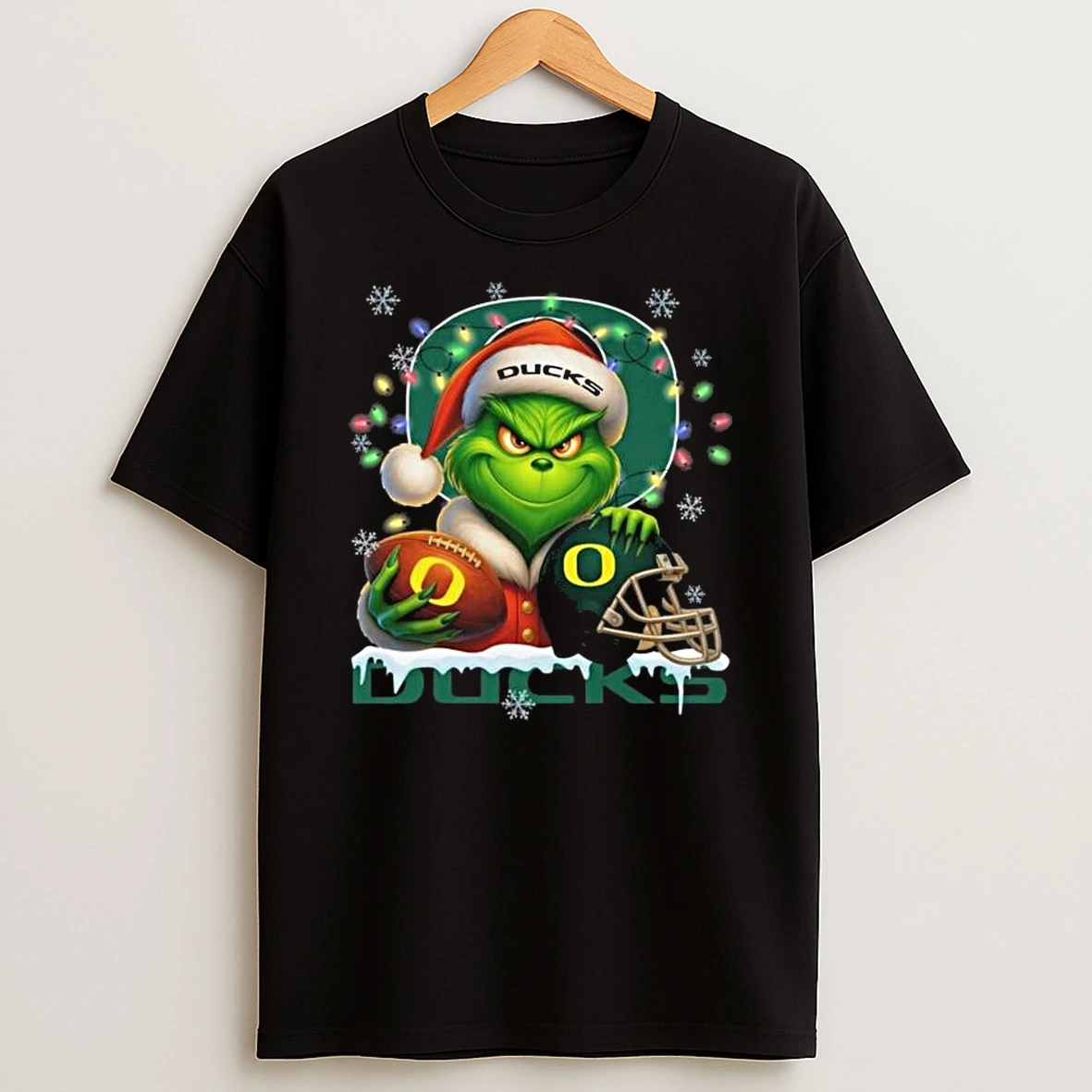The Grinch X Ball And Helmet Oregon Ducks Merry Christmas 2025 T Shirt