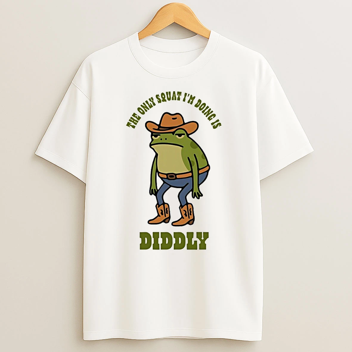 The Only Squat Im Doing It Diddly Frog Circle T Shirt