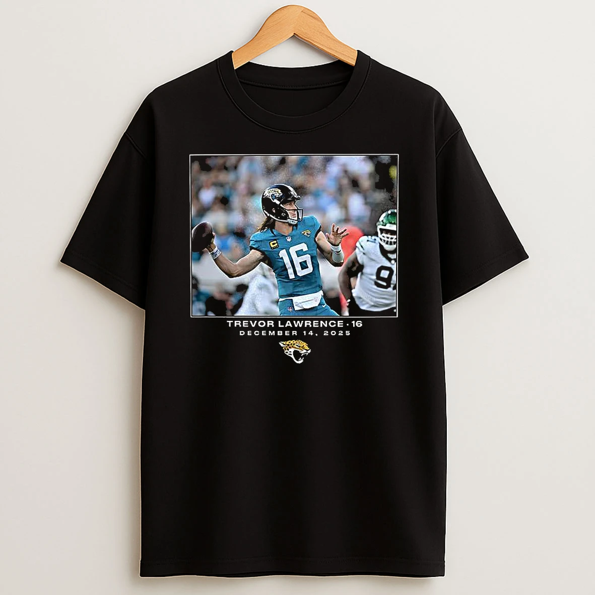 Trevor Lawrence Jacksonville Jaguars Nfl Flash Features Week 15 Big T Shirt