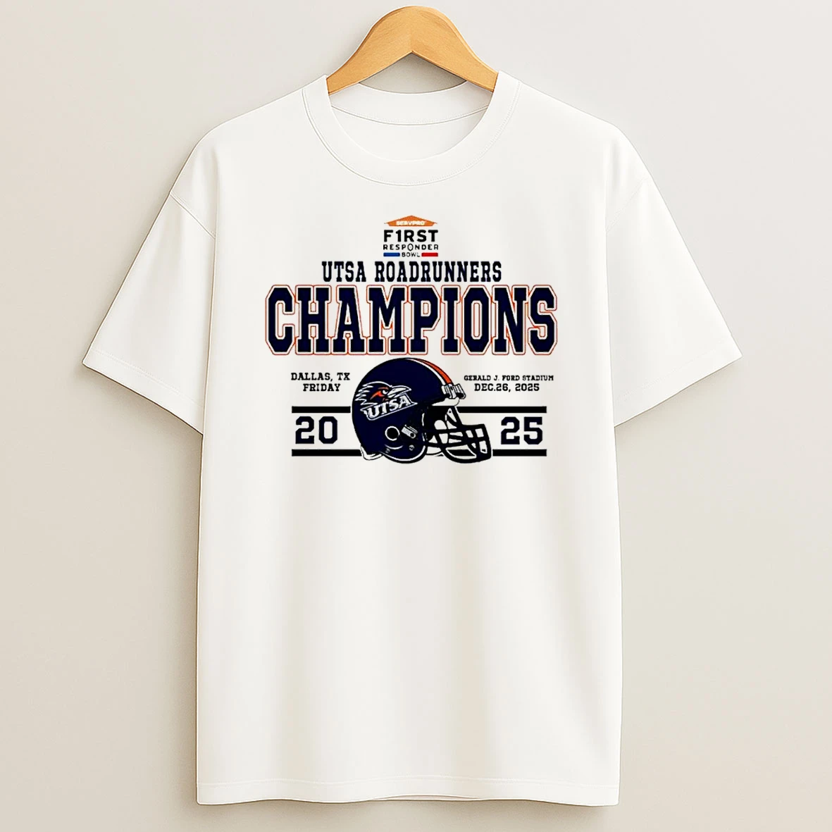 Utsa Roadrunners Football 2025 First Responder Bowl Champions Helmet T Shirt