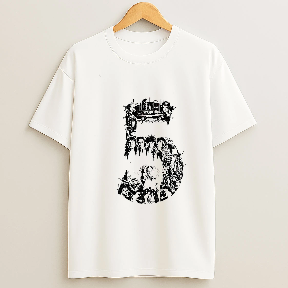 Wiqk Funny Tv Show Merry Christmas Celebration Xmas T Shirt