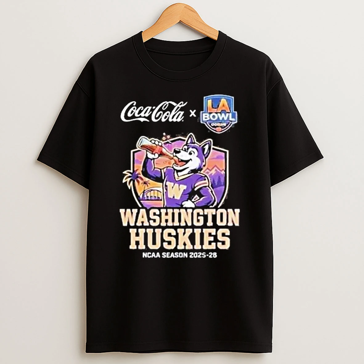 Washington Huskies 2025 26 La Bowl Hosted By Gronk On December 13 Mascot T Shirt