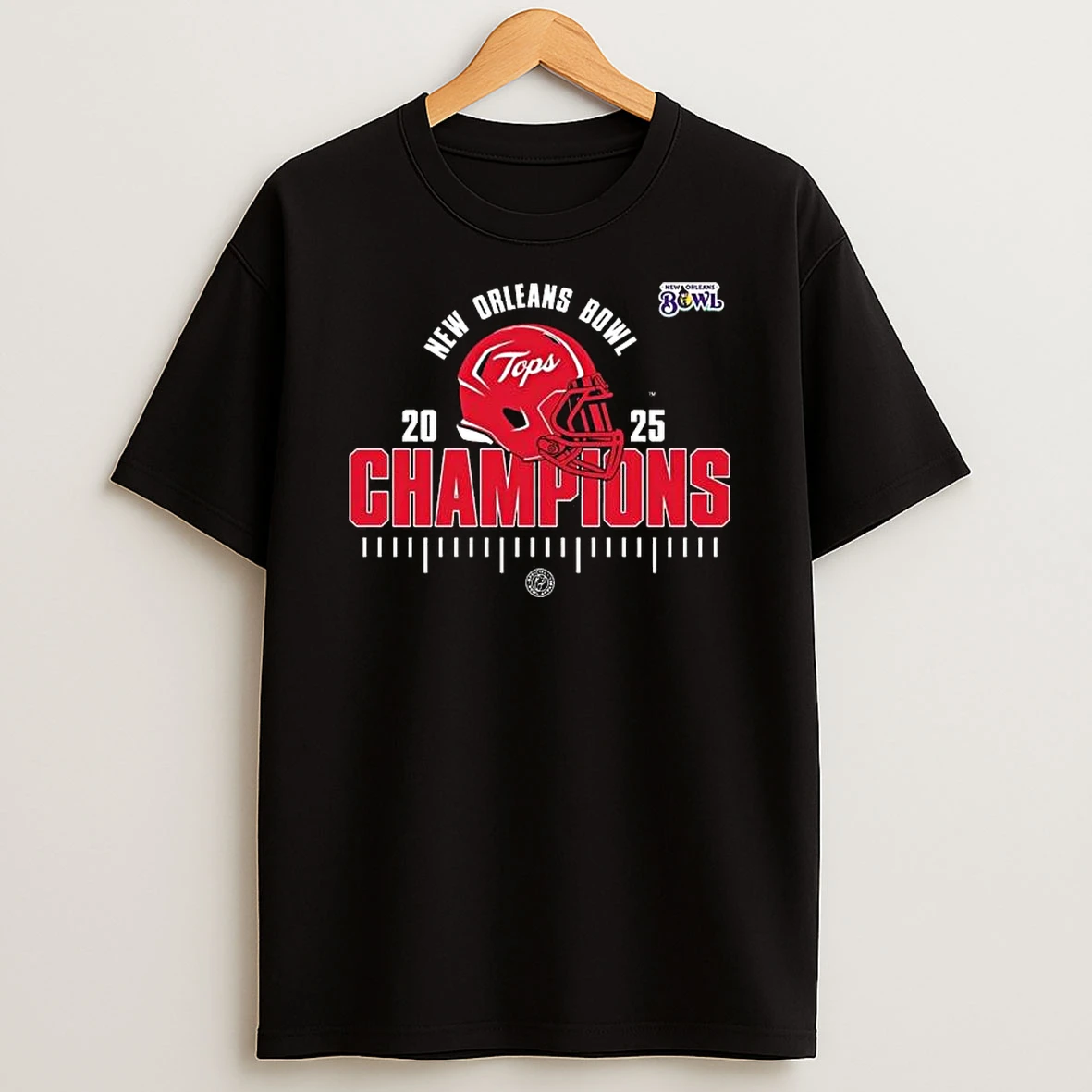 Western Kentucky Hilltoppers New Orleans Bowl Champions Ncaa Football 2025 Helmet Logo T Shirt