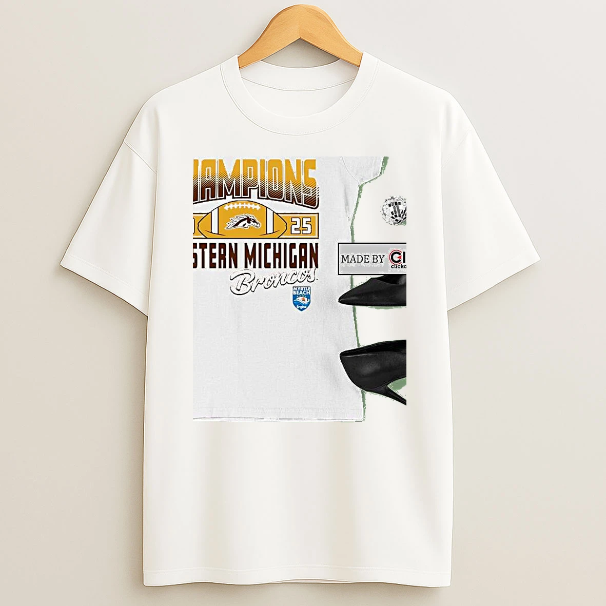 Western Michigan Broncos Ncaa 2025 Myrtle Beach Bowl Champions Logo Womens T Shirt