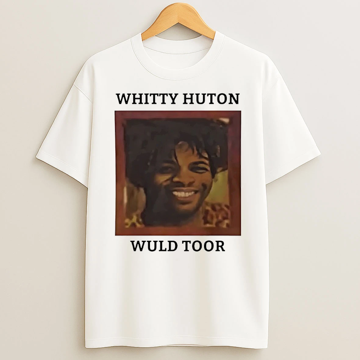 Whitty Huton Wuld Toor Circle T Shirt