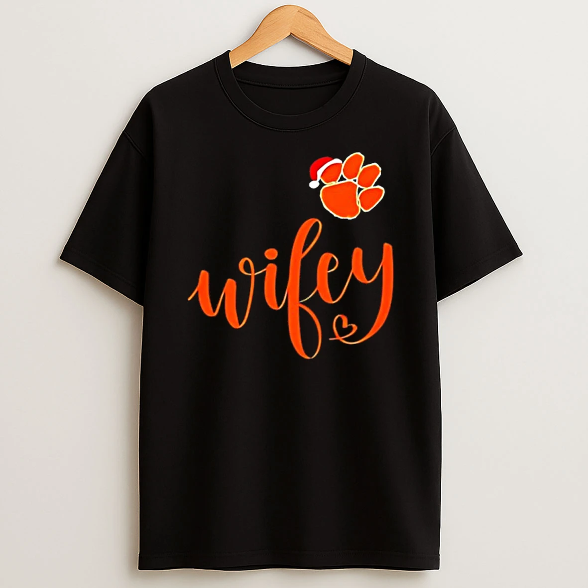 Wifey Clemson Tigers Santa Hat Merry Christmas T Shirt