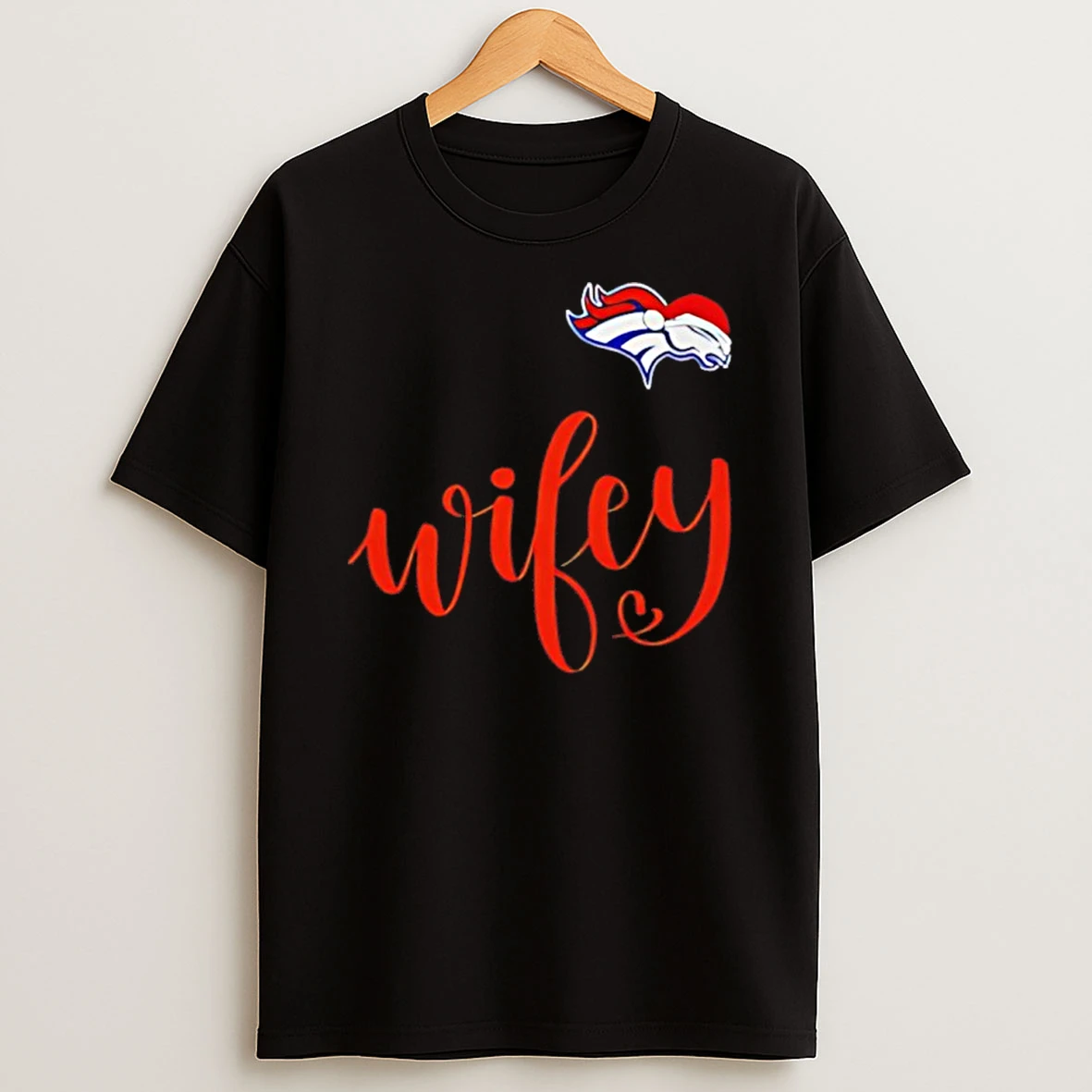 Wifey Denver Broncos Santa Hat Merry Christmas T Shirt