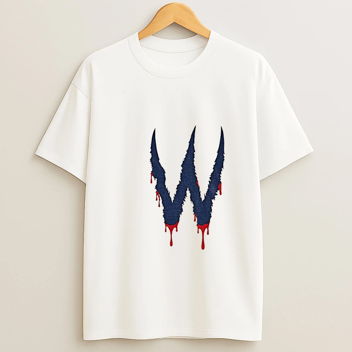 Win The Nfc North Bear Claw Chicago Bears Football 2025 T Shirt
