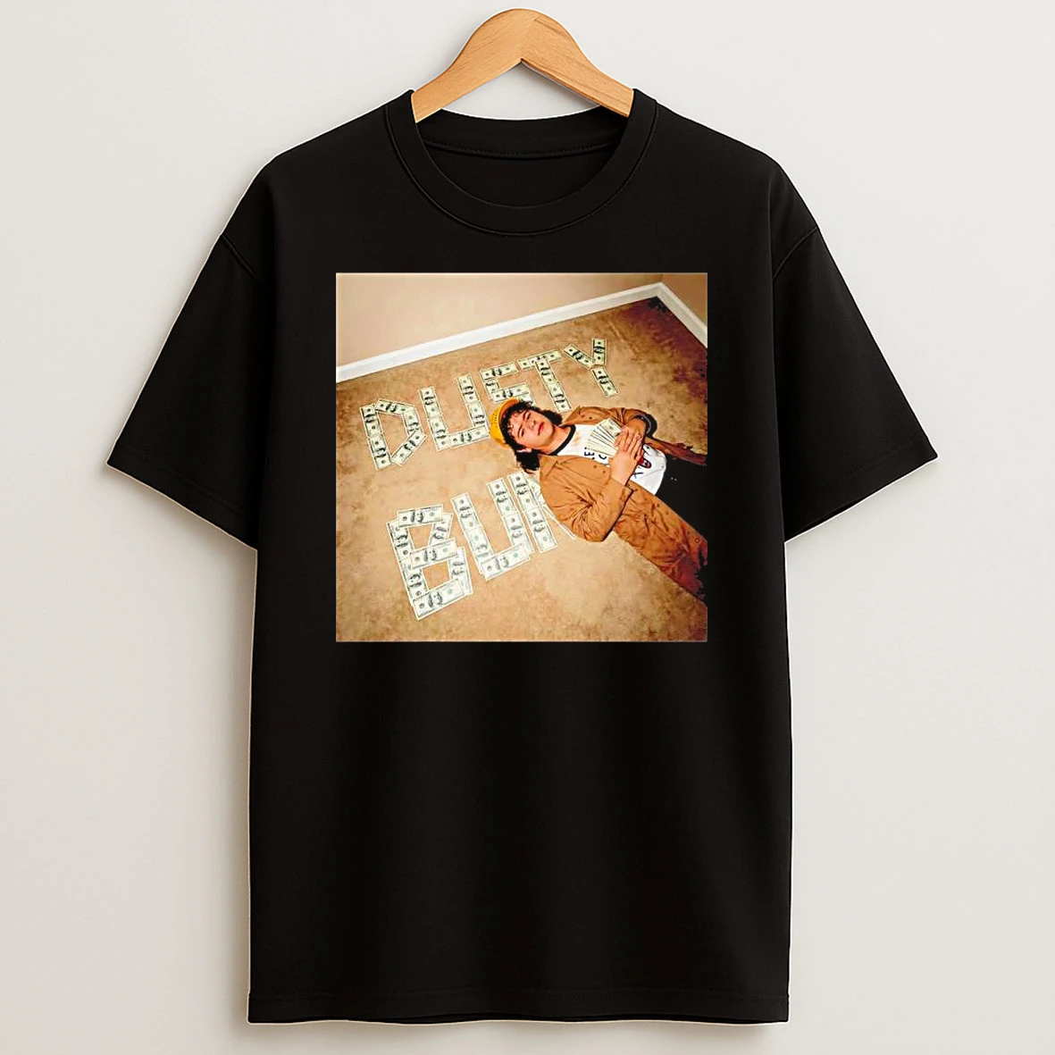 Vflippa Clickoneshirt 20251224_134513 36_joseph Quinn Stranger Things Dusty Bun Stacks With Money T Shirt