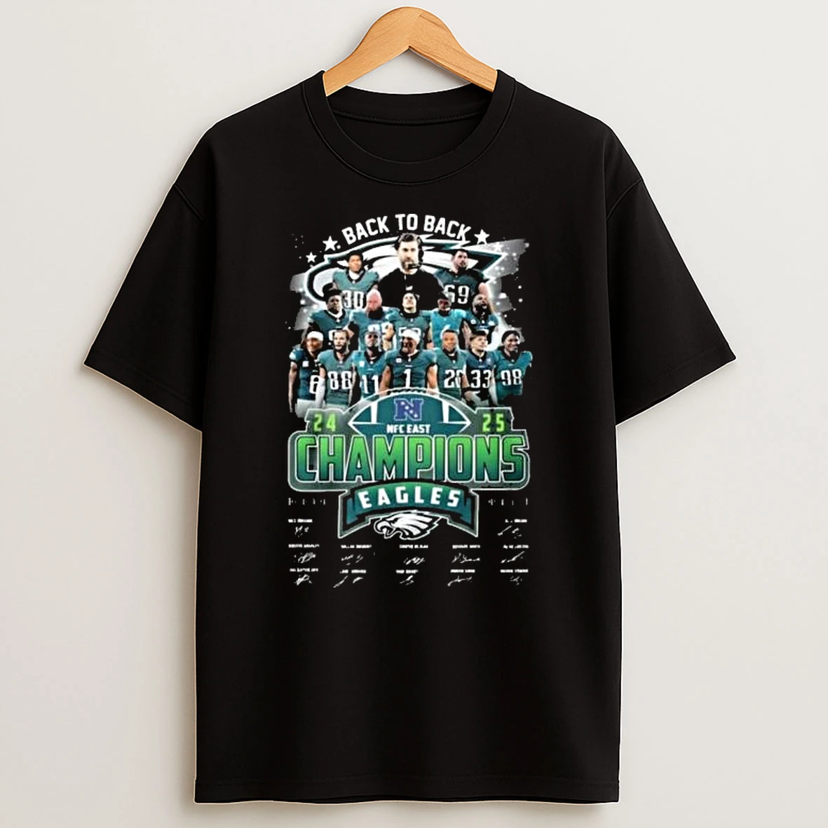 Vflippa Legendusashirt 20251222_170544 112_philadelphia Eagles Back To Back 2025 Nfc East Champions Signatures T Shirt