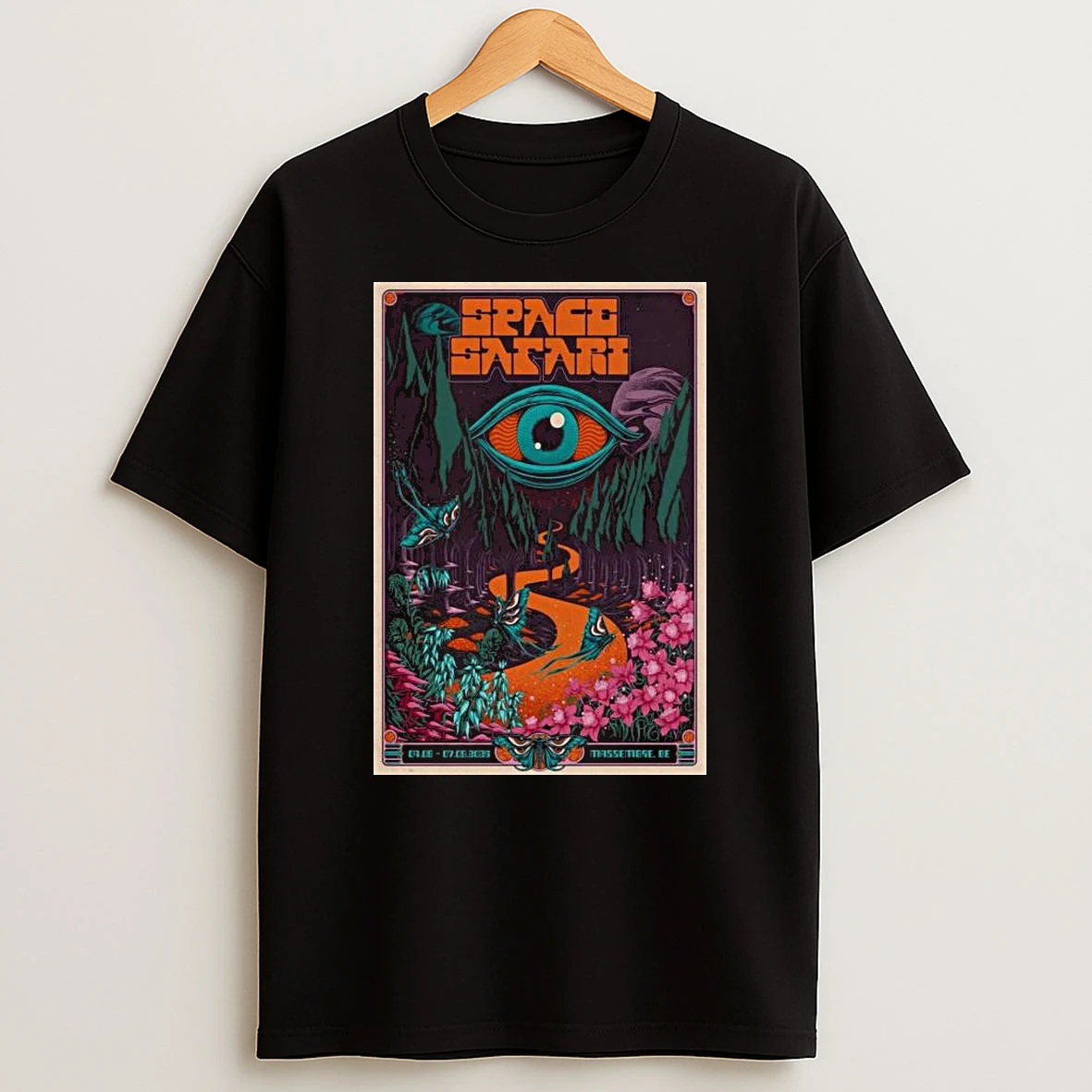 Vflippa Legendusashirt 20251223_094423 85_space Safari Massembre Hastiere September 4 7 2026 T Shirt