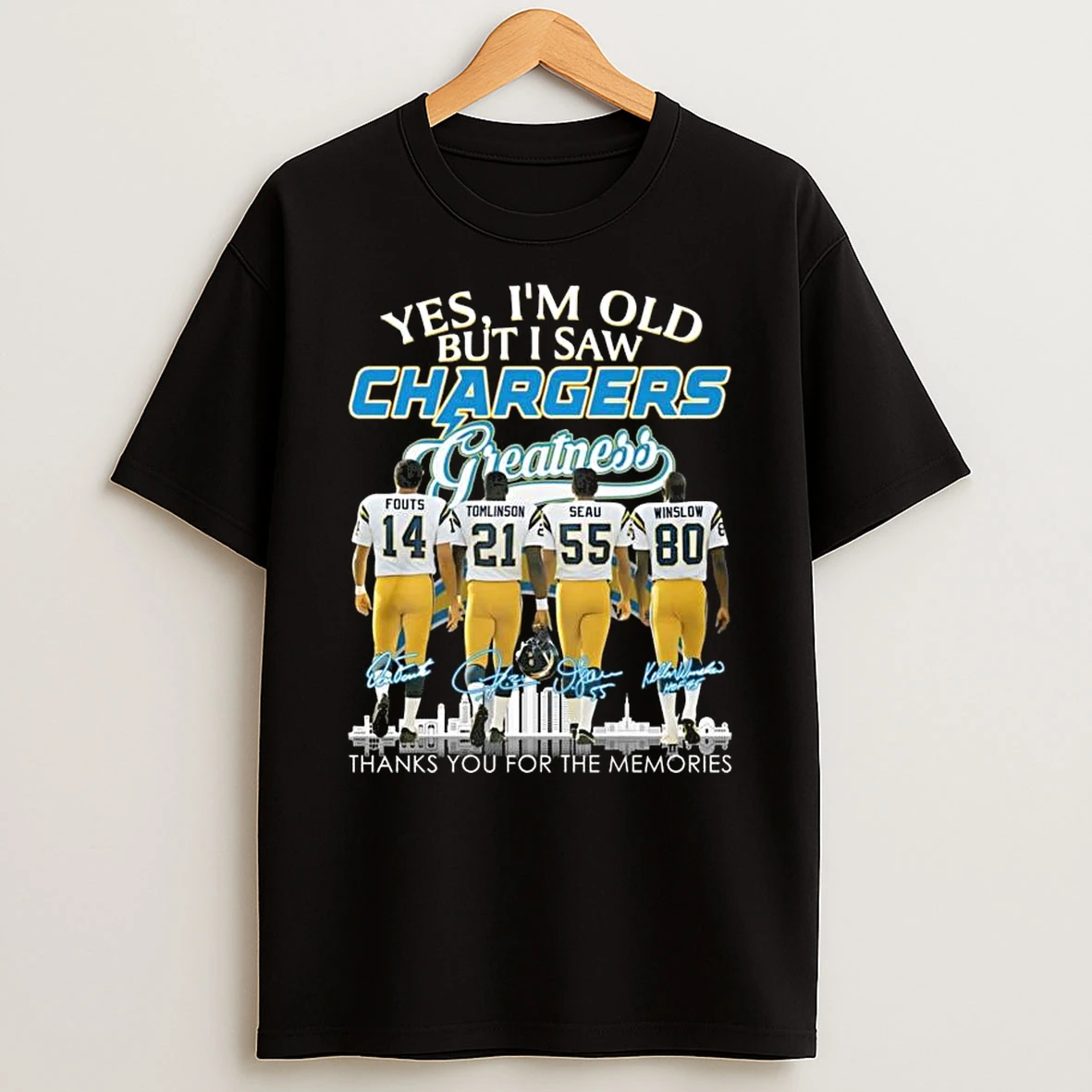 Vflippa Legendusashirt 20251224_125315 33_yes Im Old But I Saw Los Angeles Chargers Greatness Players Signatures Thank You For The Memories 2025 T Shirt