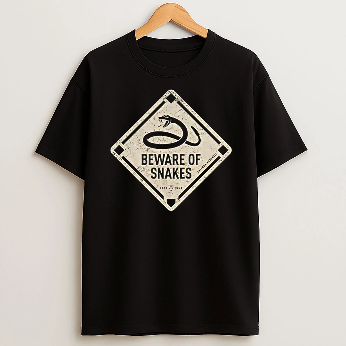 Vflippa Techteesusa 20251209_165244 48_beware Of Snakes Logo T Shirt