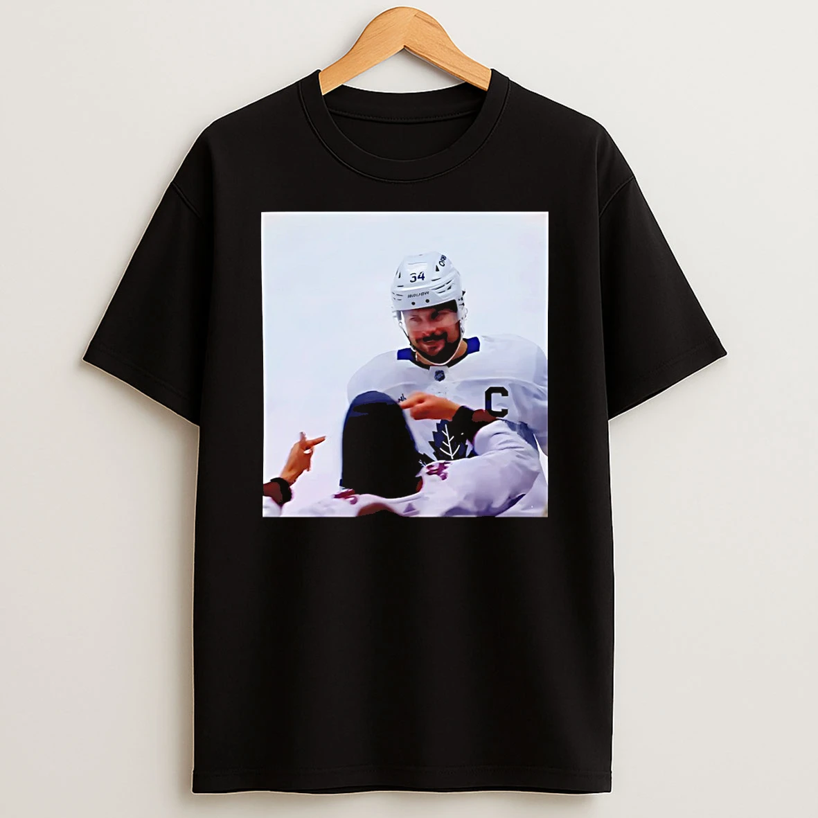 Auston Matthews Toronto Maple Leafs Hockey Smirks At The Avs Fans T Shirt