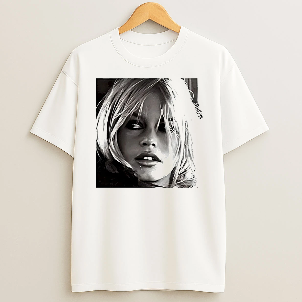 Brigitte Bardot Vintage Circle T Shirt