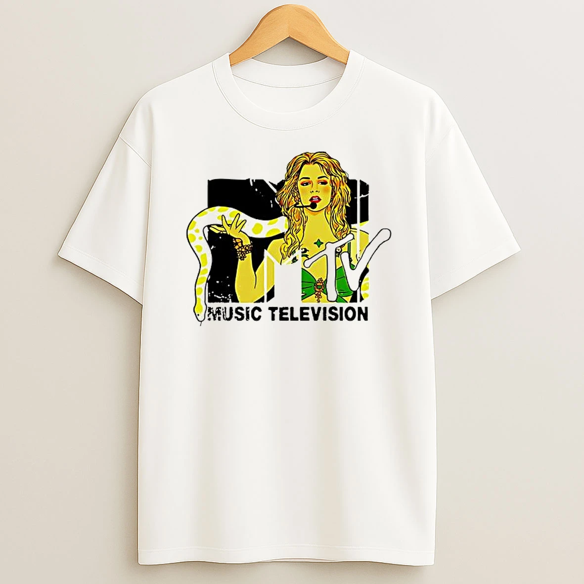 Britney Spears Snake Mtv Music Television Logo T Shirt