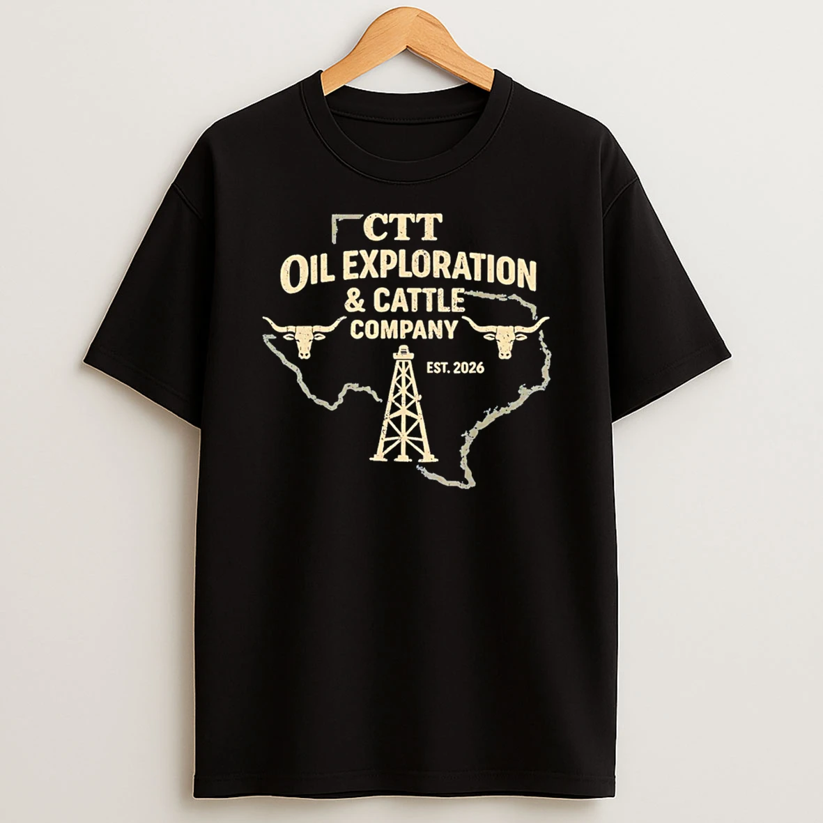 Ctt Oil Cattle Texas Oilfield Ranch Distressed Longhorn T Shirt