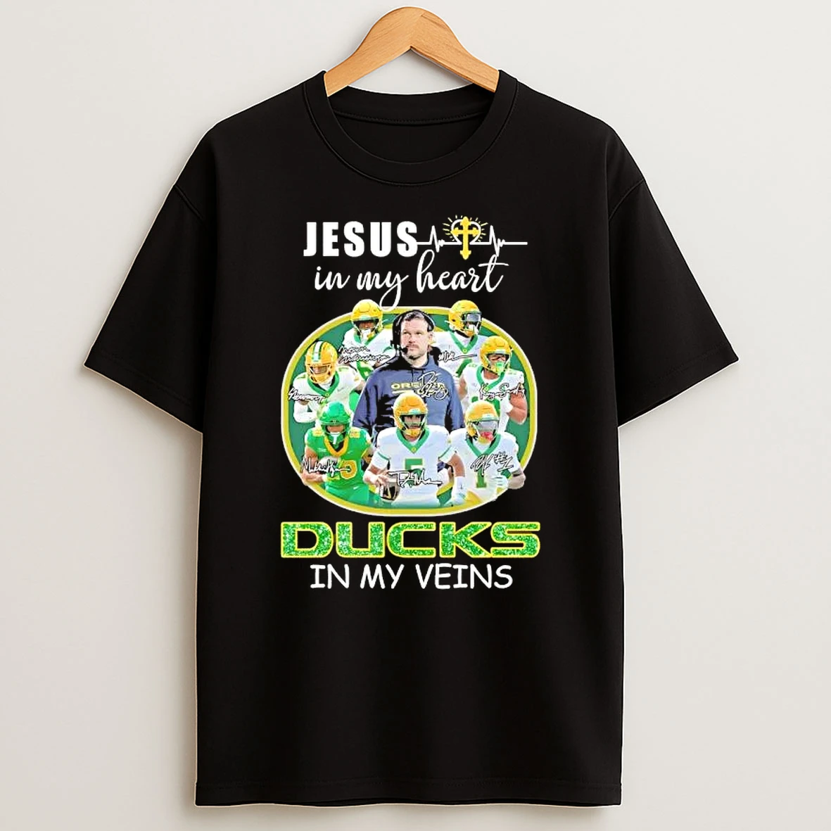 Coach Dan Lanning And Players Jesus In My Heart Oregon Ducks In My Veins Signatures T Shirt