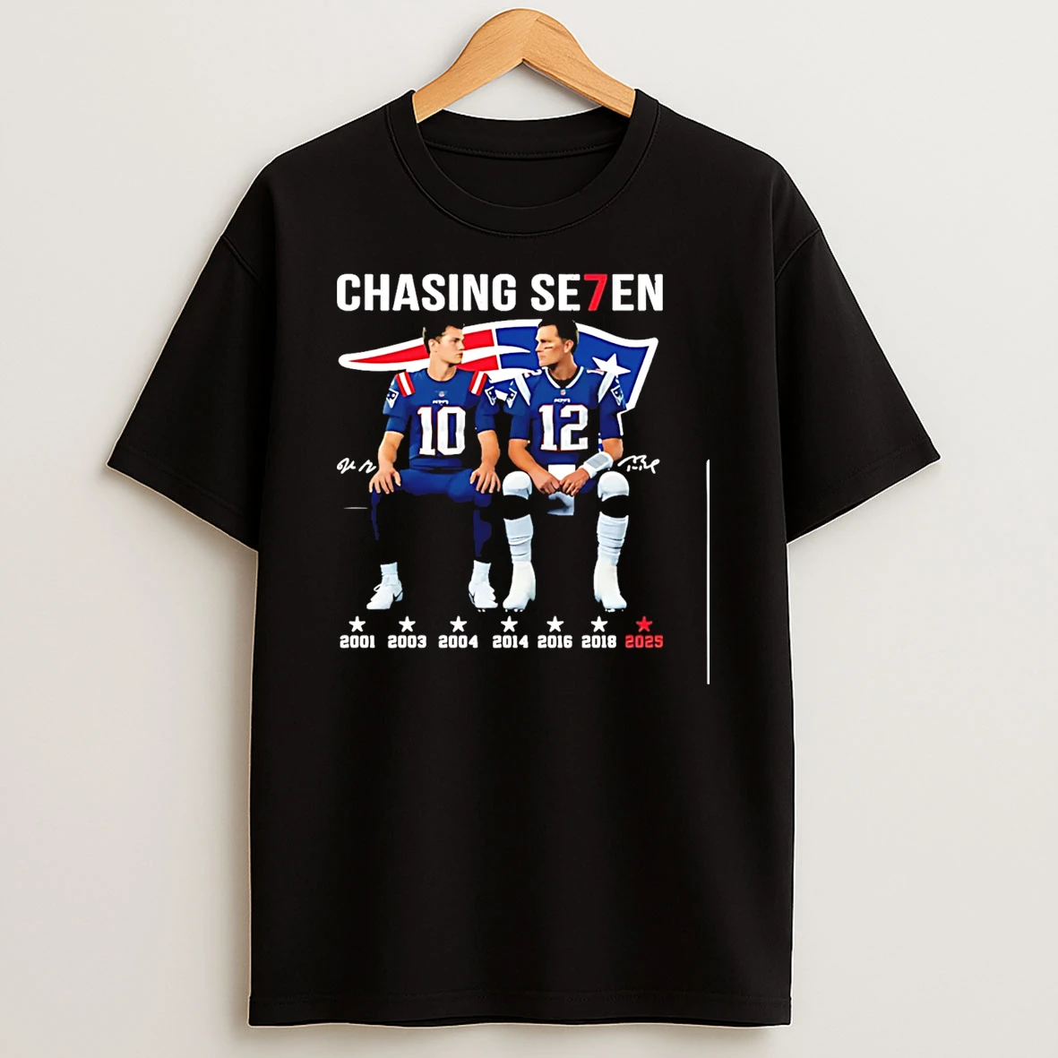 Drake Maye And Tom Brady Chasing Se7en Patriots 7 Time T Shirt