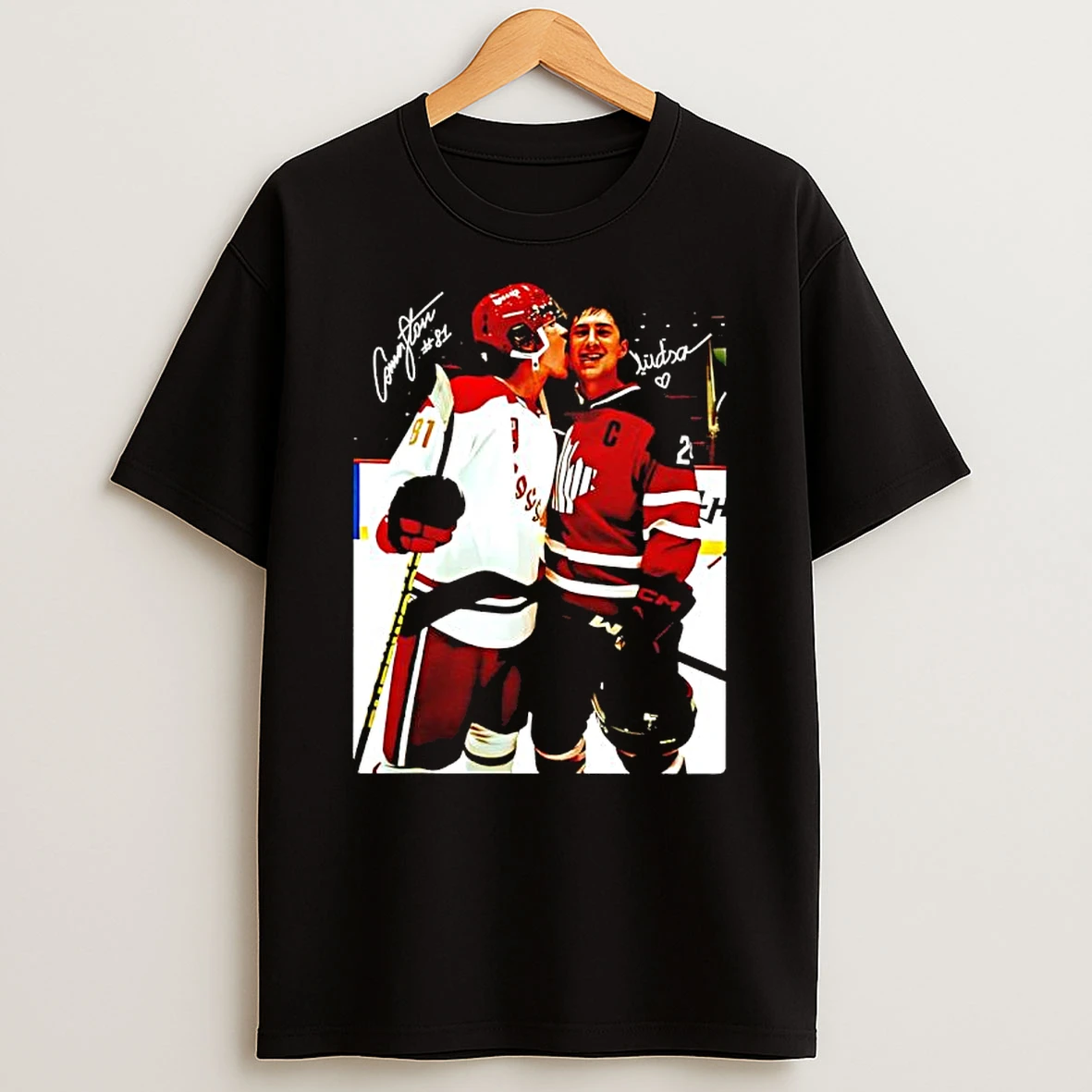 Gay Loves Connor Storrie And Hudson Williams Signatures T Shirt