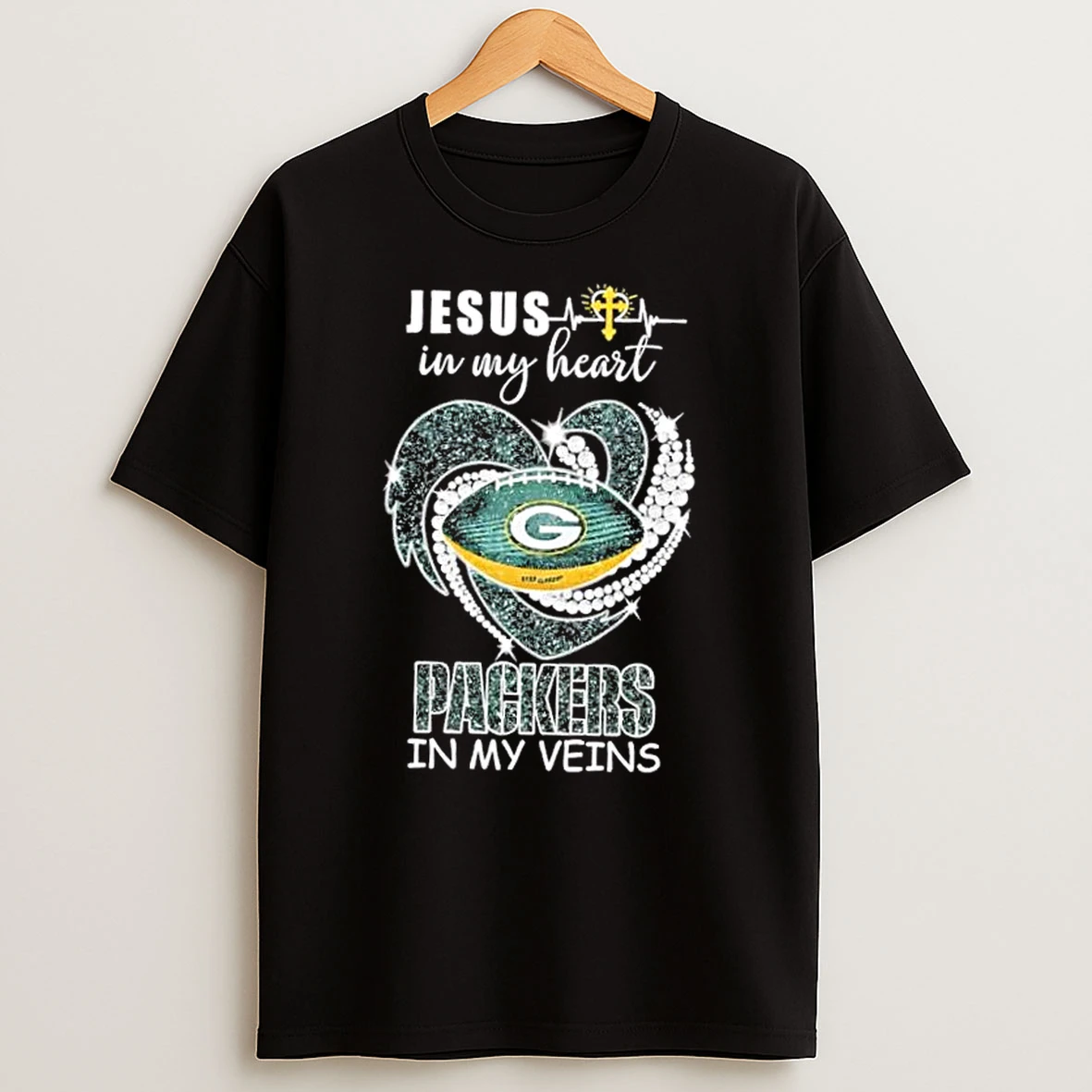 Jesus In My Heart Green Bay Packers In My Veins Diamond Heart T Shirt