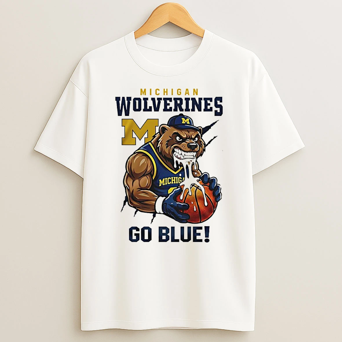 Michigan Wolverines Basketball Go Blue Mascot Circle T Shirt