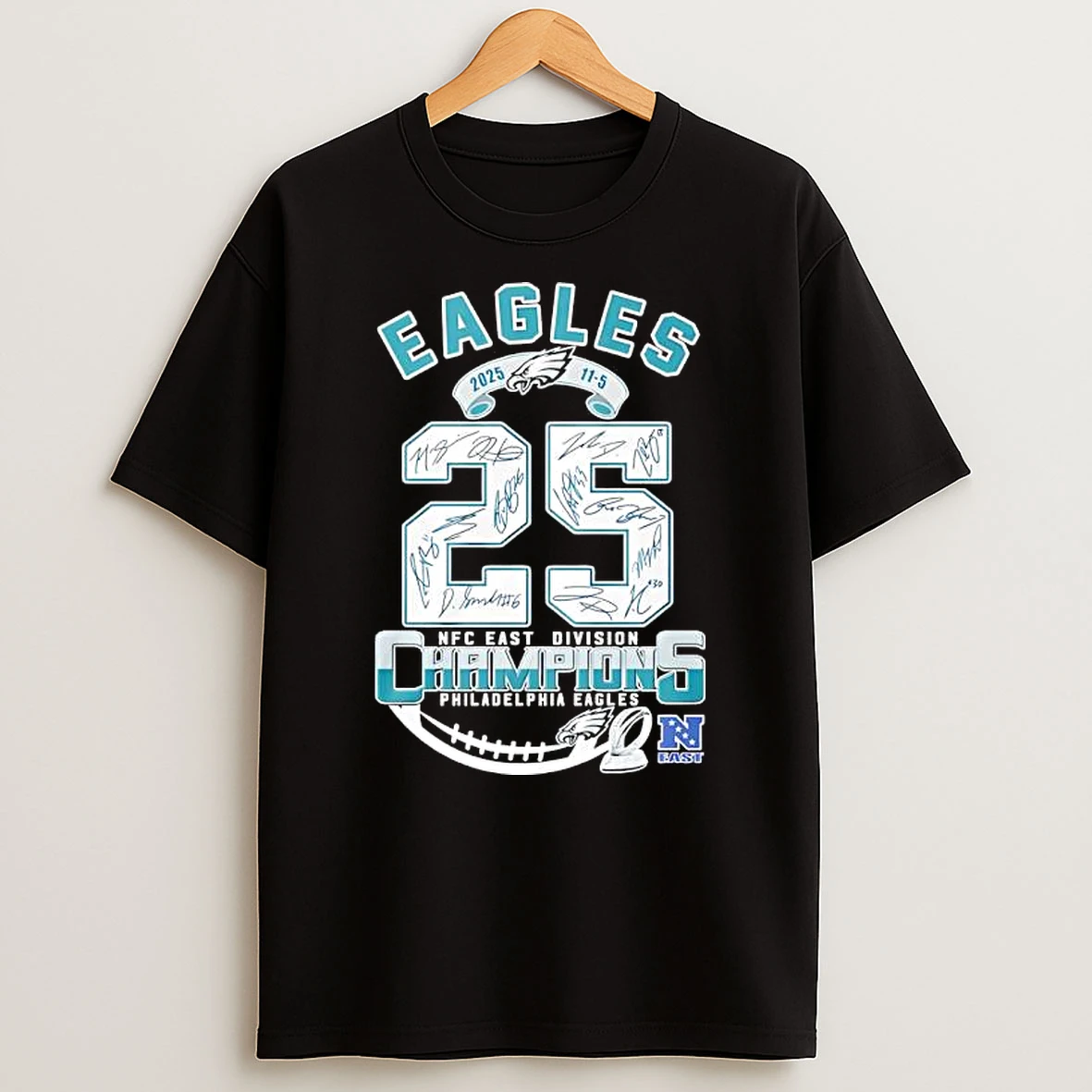 Nfc Philadelphia Eagles 2025 Score 11 5 East Division Champions T Shirt