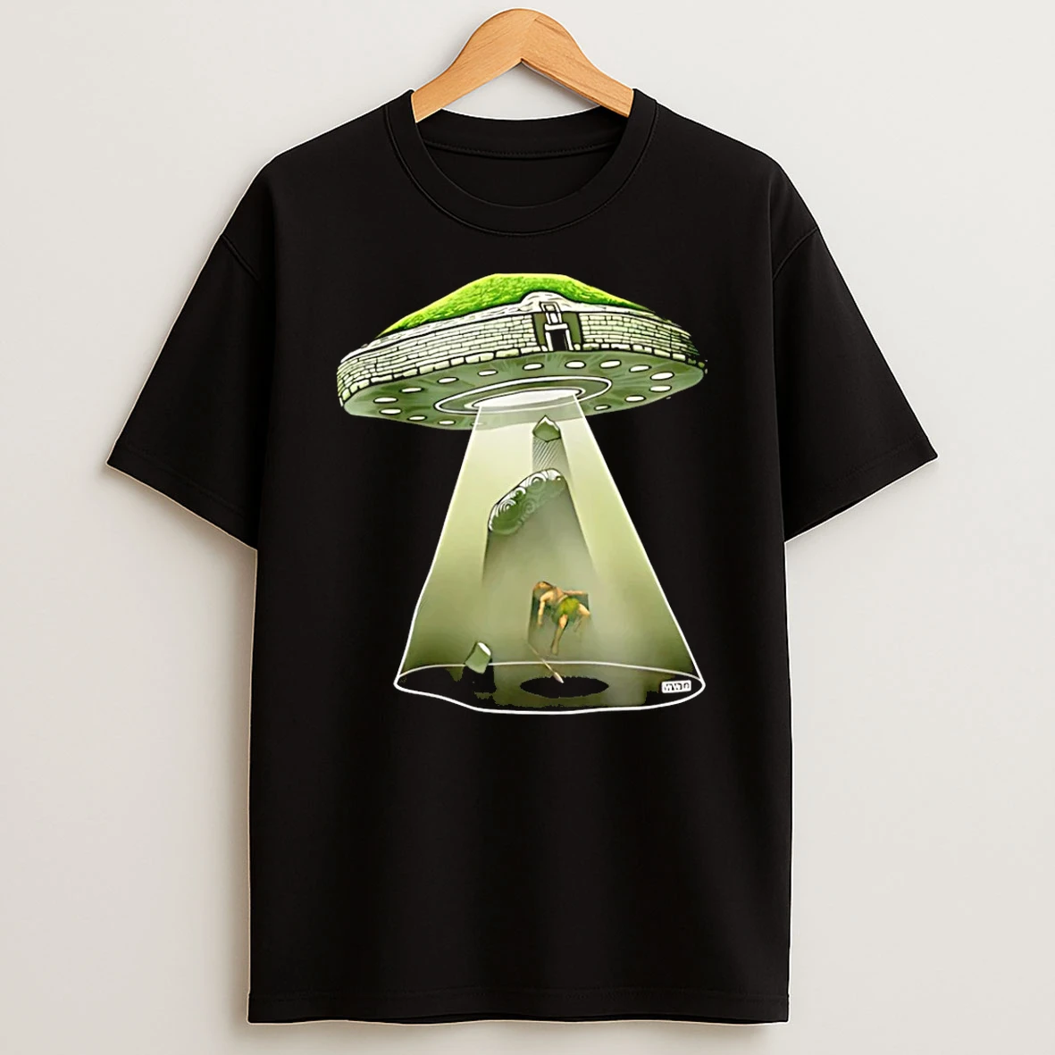 Newgrange Uap Ufo T Shirt