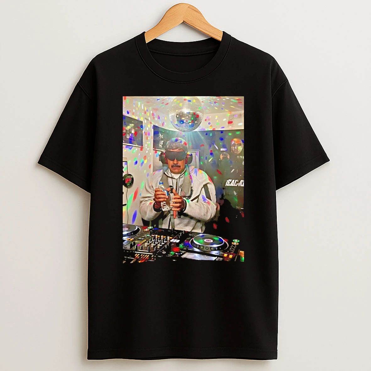 Nicolas Maduro Cool Dj Maduro Captured Free Venezuela T Shirt