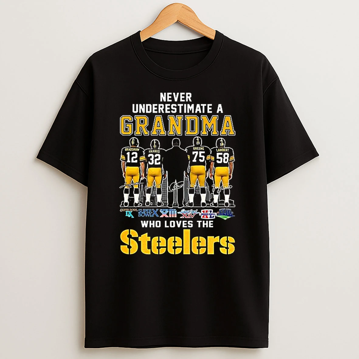 Pittsburgh Steelers Nfl Never Underestimate A Grandma Who Loves The Steelers Player Signature T Shirt