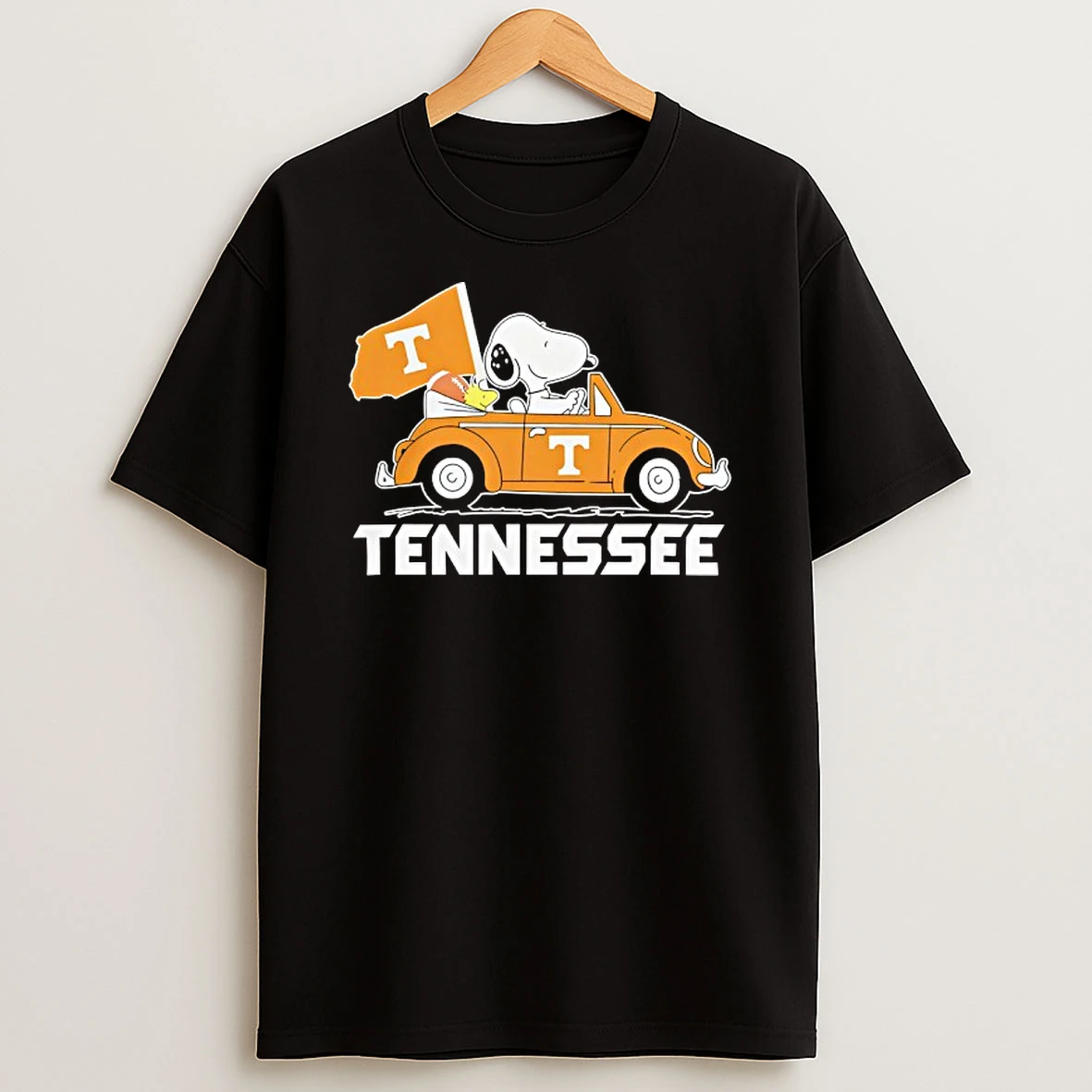 Snoopy And Woodstock Riding Tennessee Volunteers Football Car Logo T Shirt
