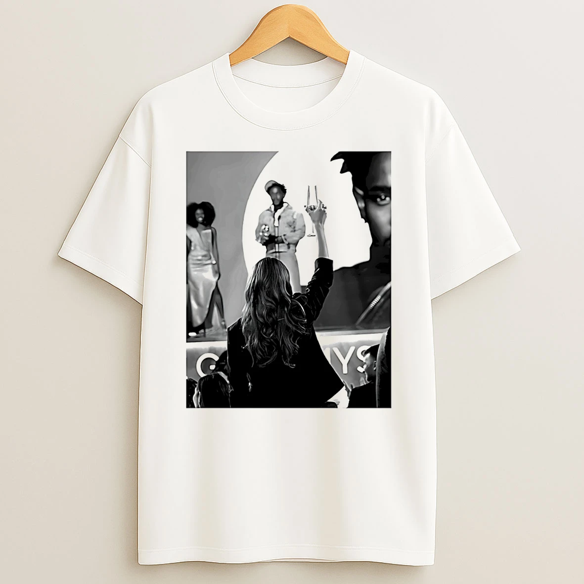 Taylor Celebrates Kendrick Lamar Grammy Win T Shirt