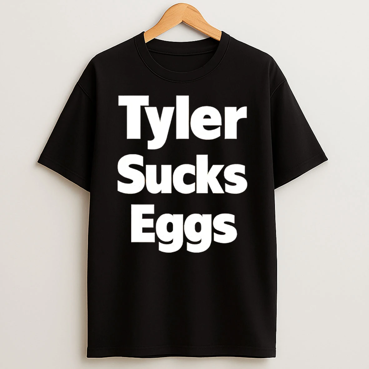 10 Bell Pod Tyler Sucks Eggs T Shirt